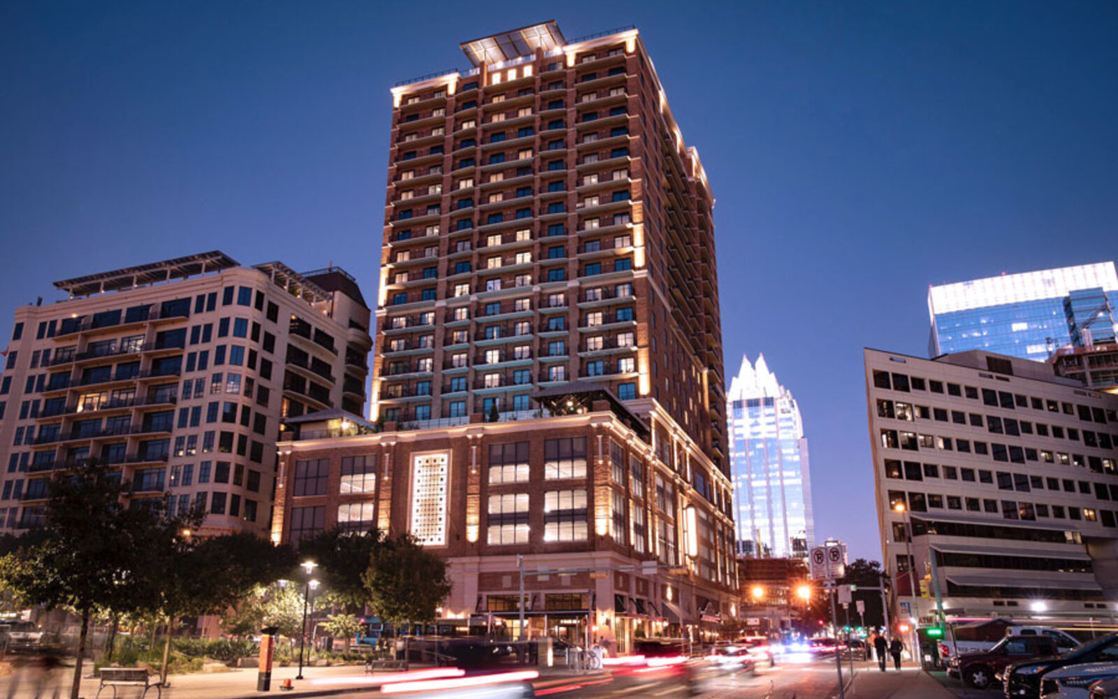 Hotel ZaZa & Gables Republic Square